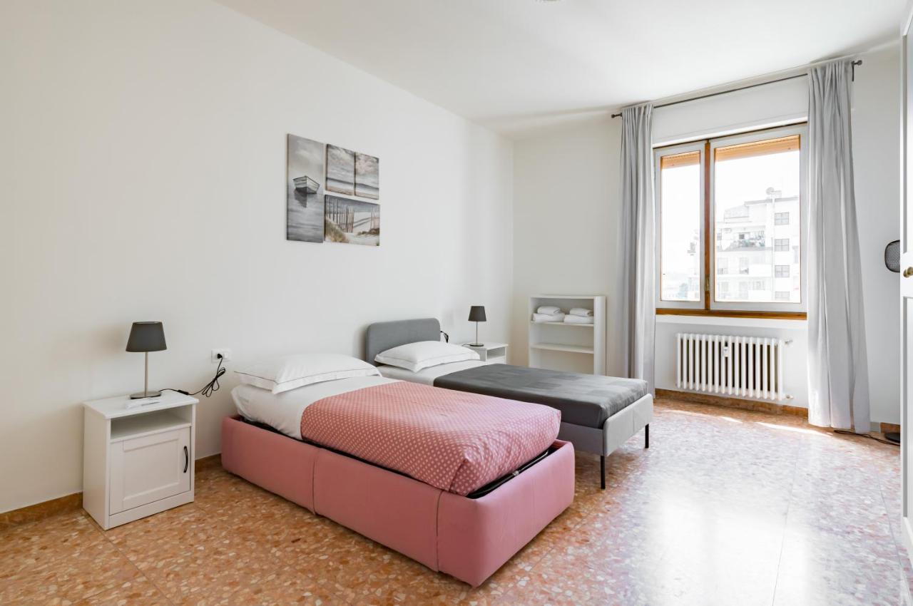 San Jacopino Roomy Flat With Balconies 佛罗伦萨 外观 照片